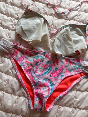 Junior Girls Pink Paisley Bikini Set with Cream Ruffle Top